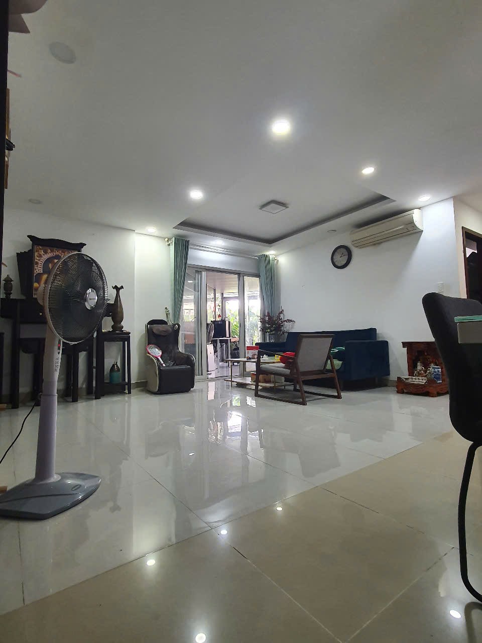 ban can ho quan 2, ảnh to2