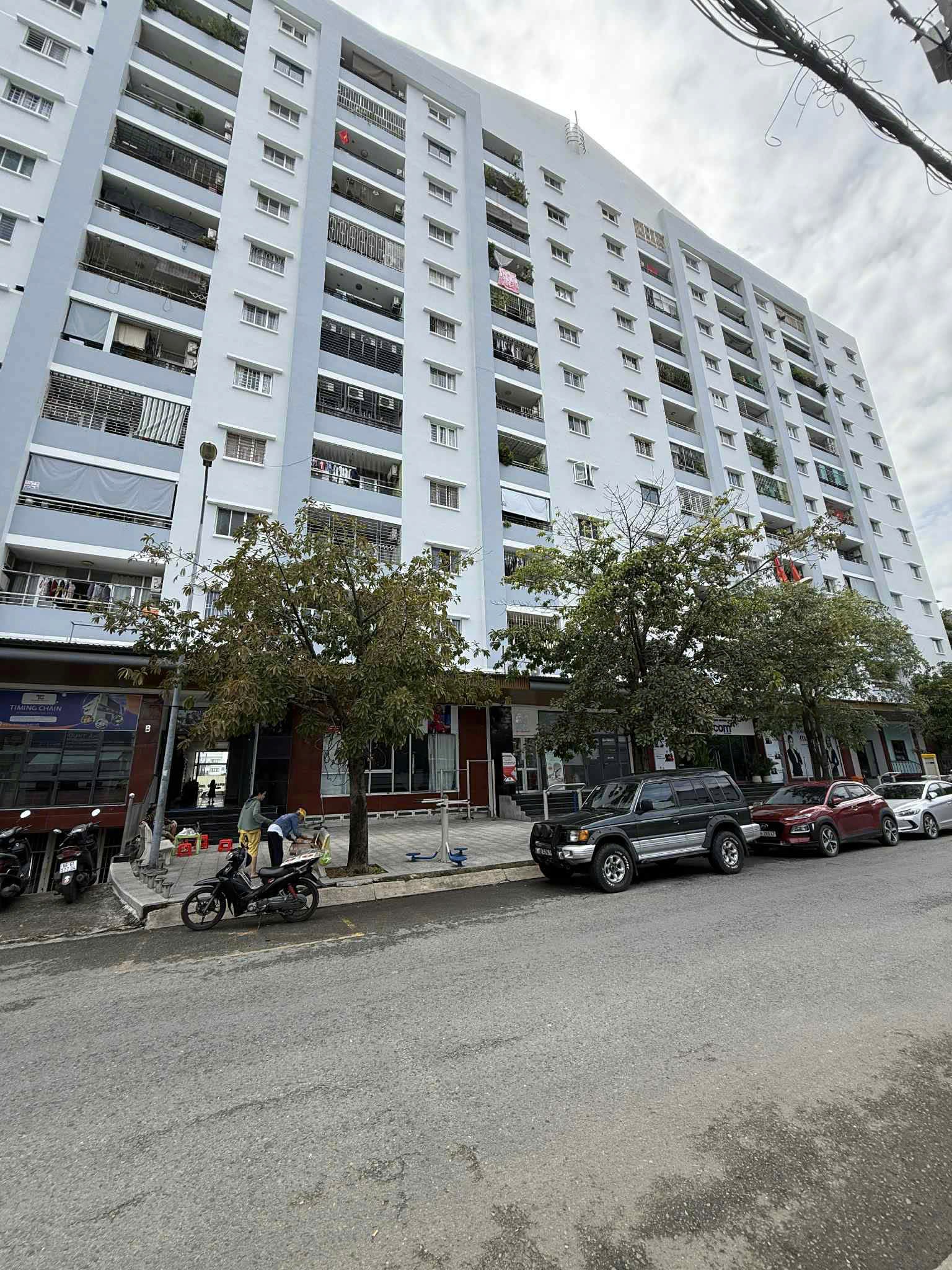 ban can ho quan 2, ảnh to1