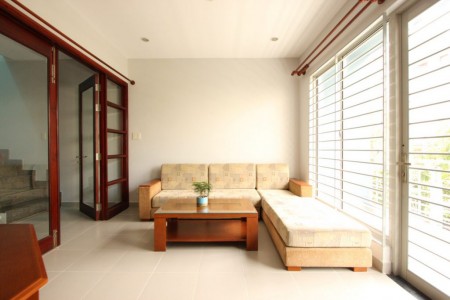 ban nha quan 2, ảnh to2