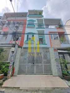 ban nha quan 2, ảnh to1