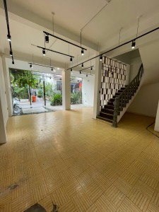 ban nha quan 2, ảnh to1