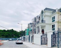 Bán biệt thự King Crown Village Thảo Điền. DT 276m2, hầm + 3 tầng + áp mái, giá tốt 55 tỷ