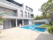 Villa Sân Vườn - Thiết Kế Châu Âu - Hồ Bơi, 4000$/TH. Thảo Điền, Quận2
